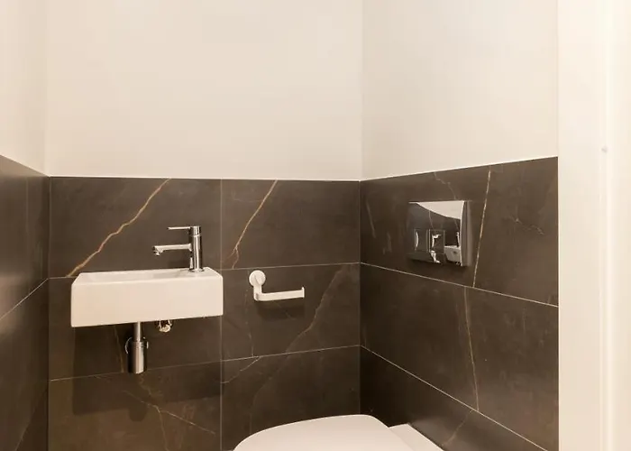 Cornelis Paradise Apartmanhotel *