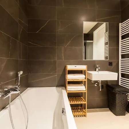 Cornelis Paradise Apart-hotel *